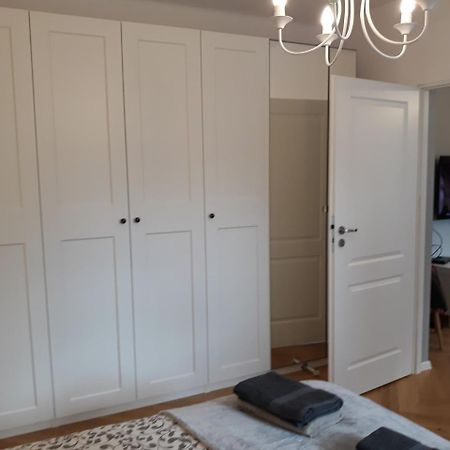 2 Bedroom City Center Apartment 卡托维兹 外观 照片